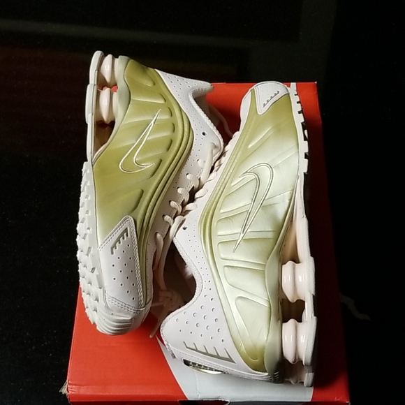 Nike Shox R4 - Picture 5 of 8